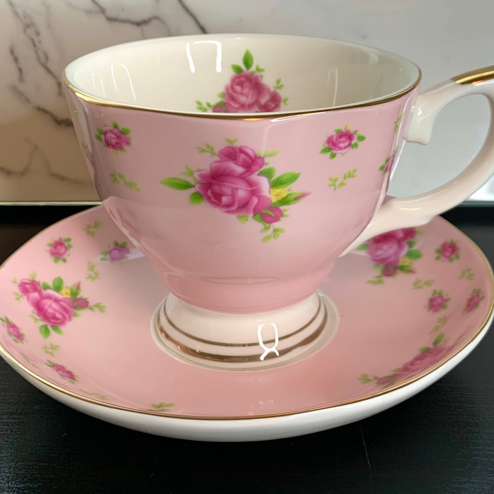 Cila Tea Cup & Saucer